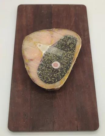 Стейк дикого осётра икряной Фото Стейк дикого осётра икряной