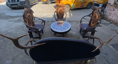 Превью Пуфик из рога оленя