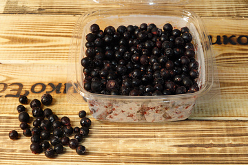 Фото Черная смородина быстрозамороженная 500 г