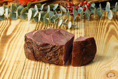 Превью Мясо европейского оленя полукопченое