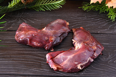 Превью Лопатка зайца на кости (передняя ножка)