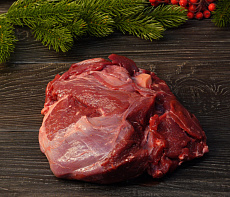 Шея европейского благородного оленя