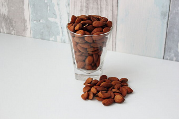 Фото Жареный миндаль