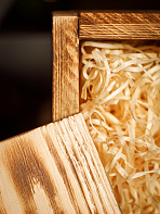 Подарочная упаковка - деревянный ящик