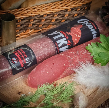 Сыровяленая колбаса из утки Фото Сыровяленая колбаса из утки