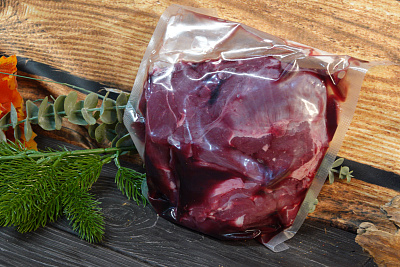 Превью Шея пятнистого оленя без кости