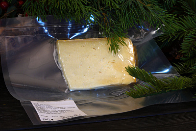 Превью Сыр из молока лося