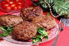 Котлетное мясо вольерного кабана